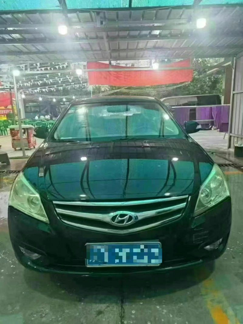 保定10年现代悦动1