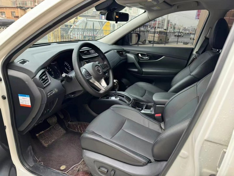 保定23年日产奇骏5