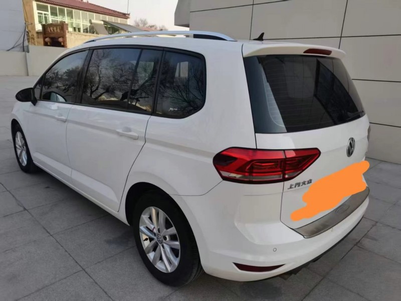 保定18年大众途安5