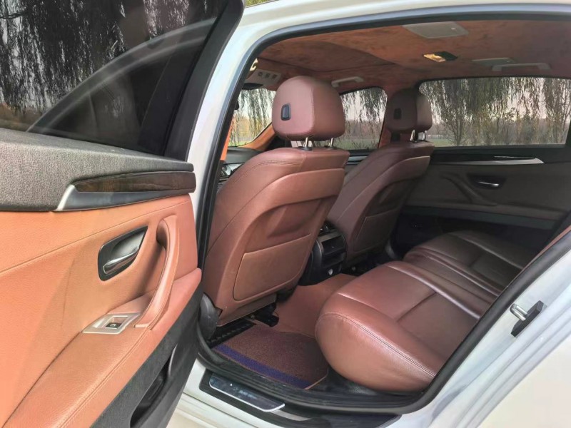 保定15年宝马5系7