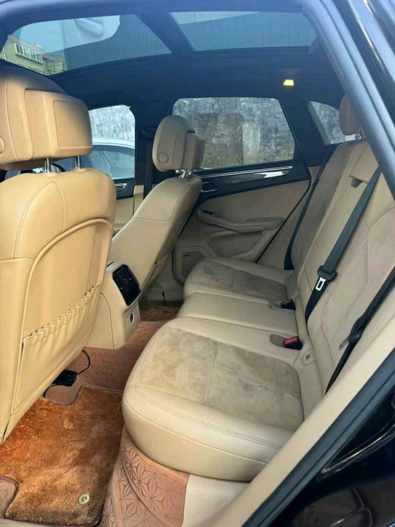 济宁17年保时捷Macan4