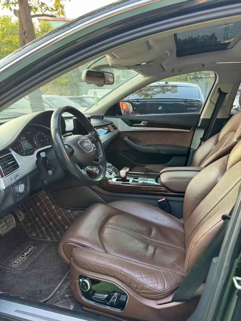 广州13年奥迪A8L5