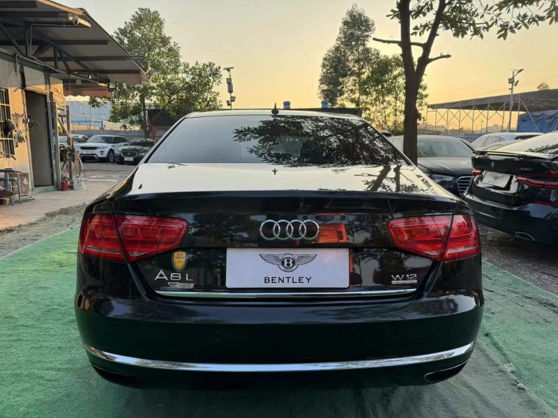 广州13年奥迪A8L9