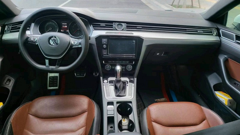 保定19年大众CC7