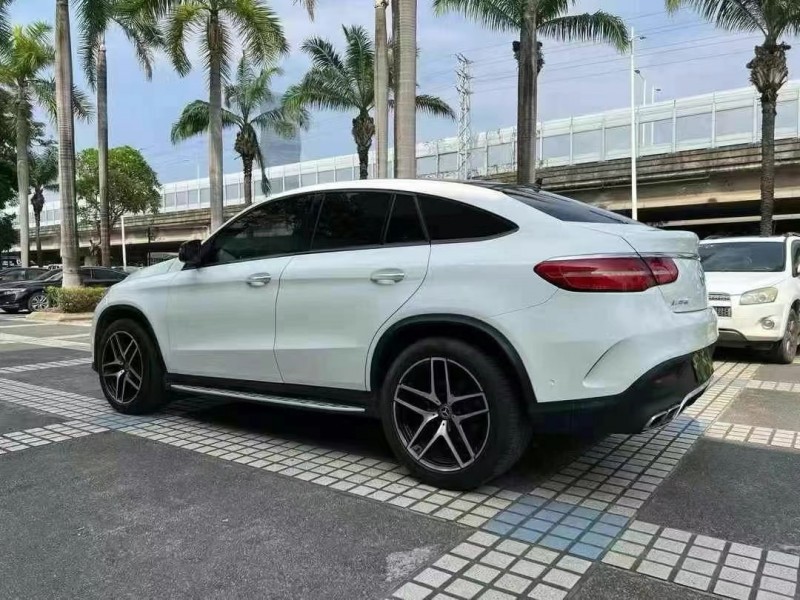 徐州17年奔驰GLE4