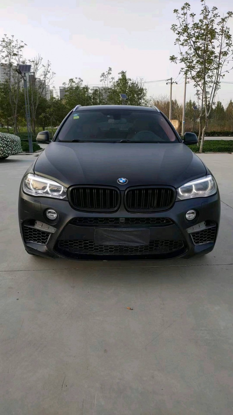 保定15年宝马X61