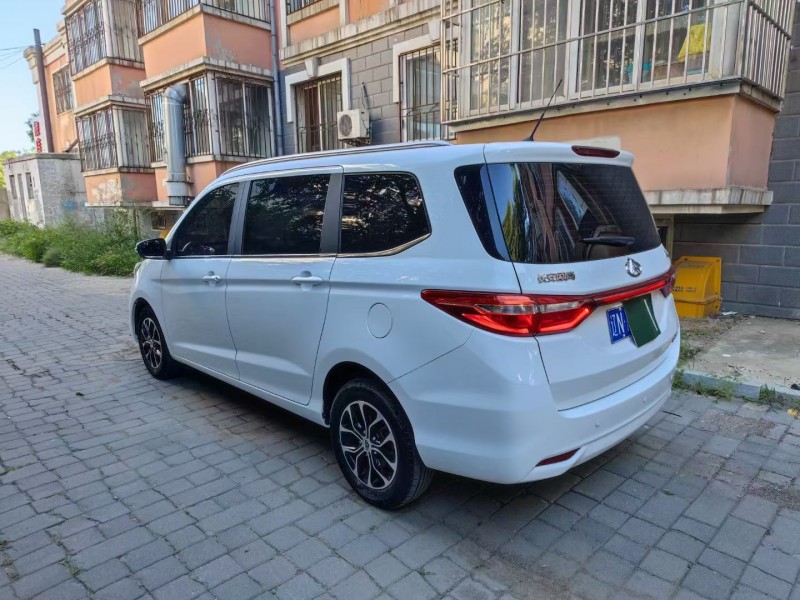 朝陽19年長安汽車歐尚9