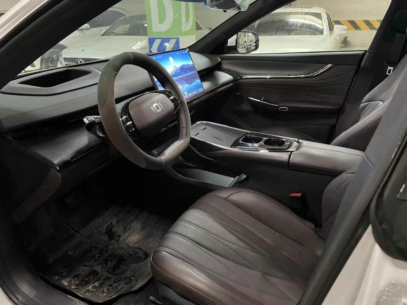 成都24年長安汽車啟源4