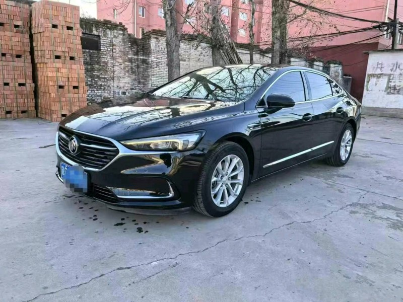 保定23年别克君越8