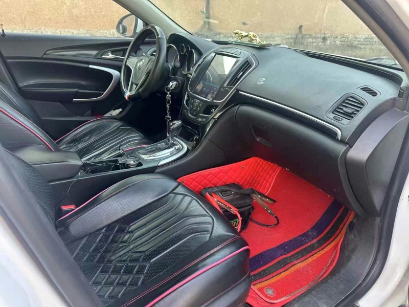 枣庄16年别克君威5