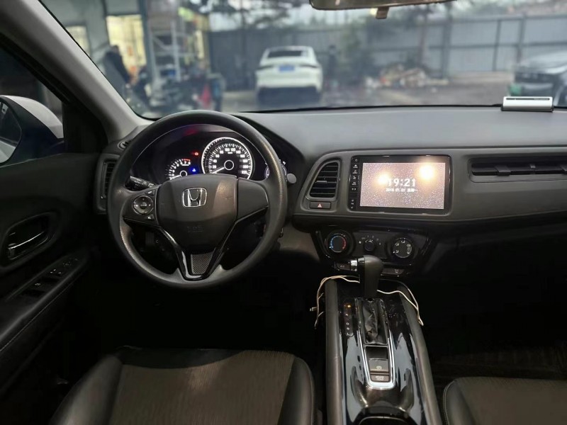 广州22年本田缤智9