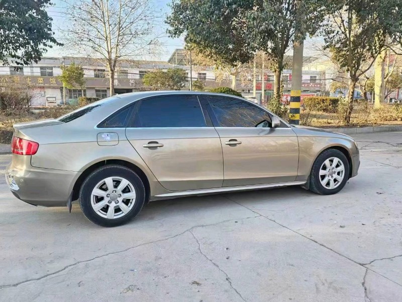 菏泽12年奥迪A4L6