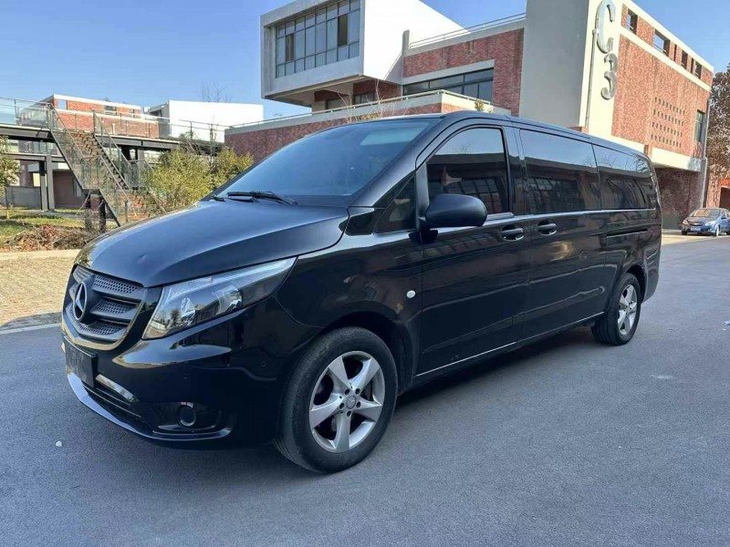 枣庄18年奔驰威霆3