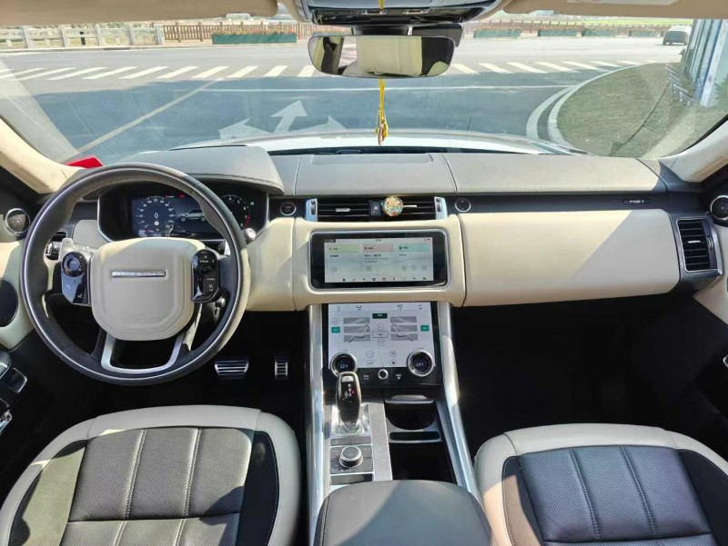 东莞22年路虎揽胜运动4