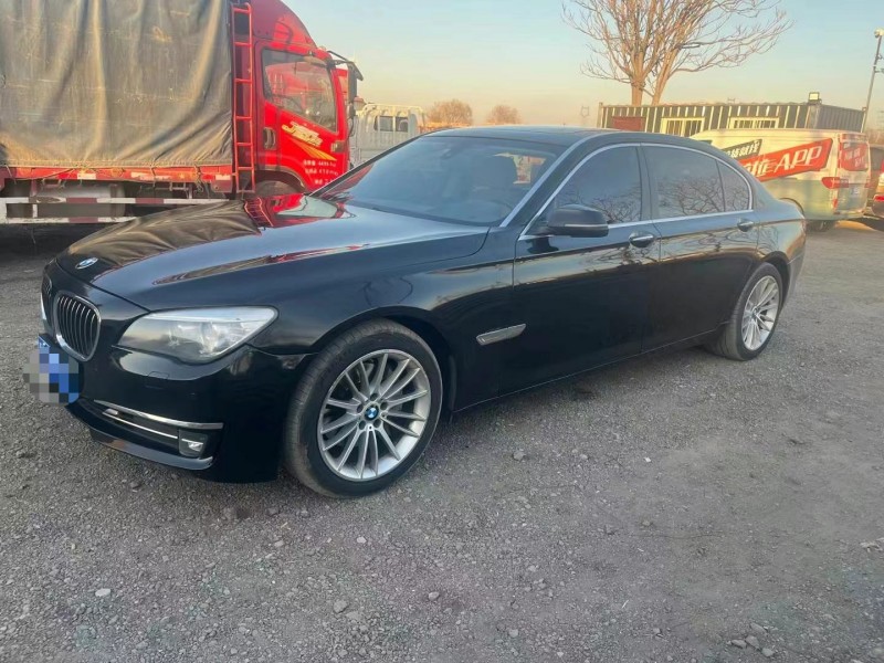 保定14年宝马7系2