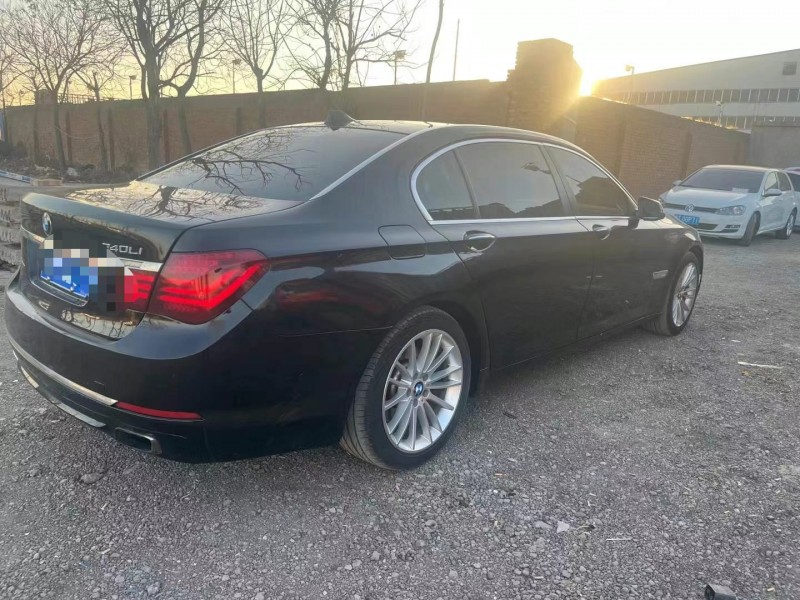 保定14年宝马7系4