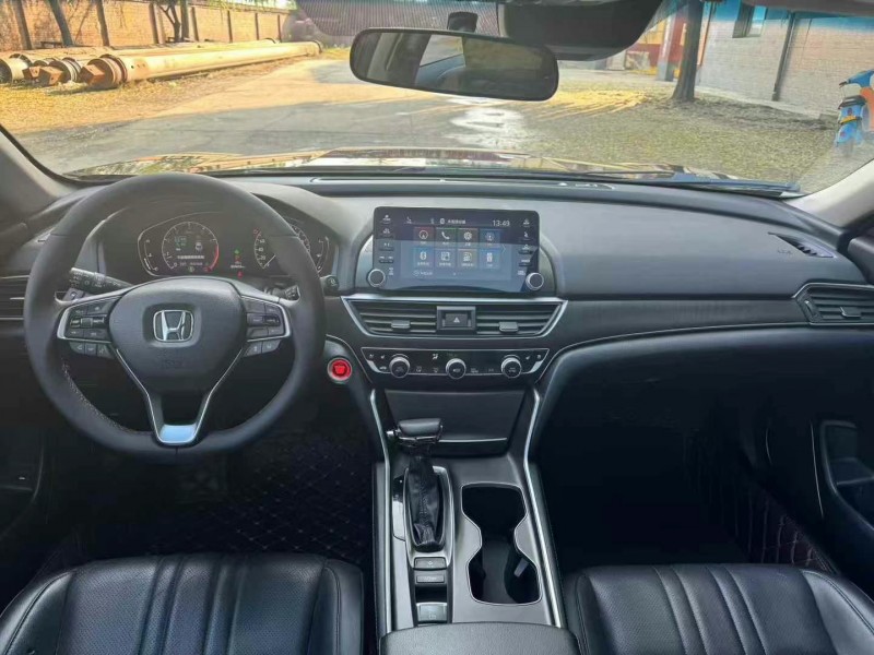 保定19年本田雅阁6