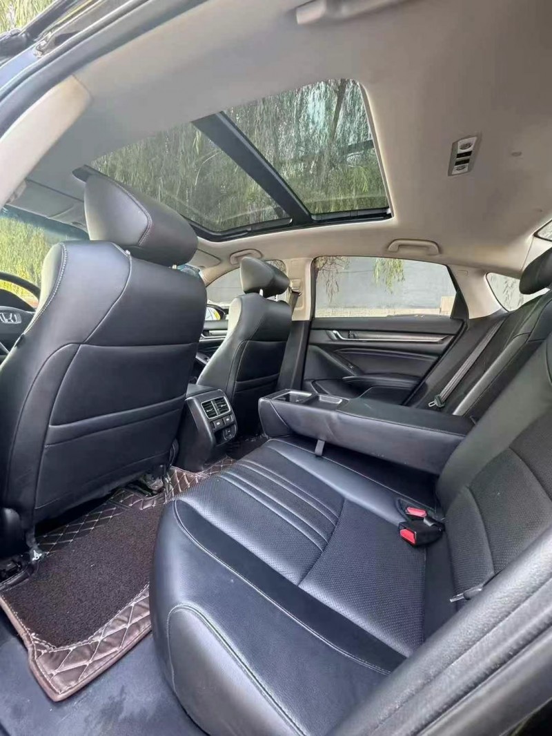 保定19年本田雅阁8