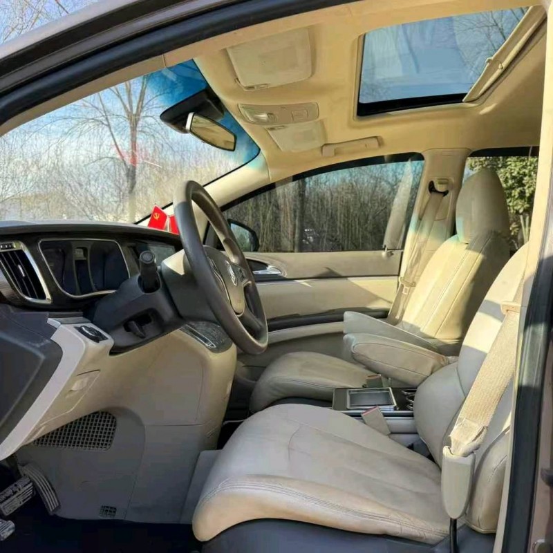 枣庄12年别克GL86