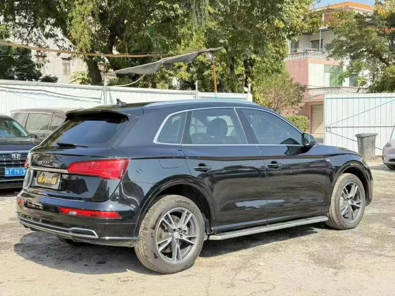 广州19年奥迪Q58