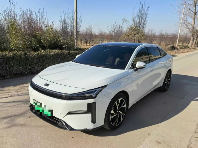 保定24年吉利银河2