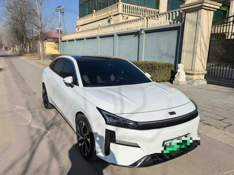 保定24年吉利银河3