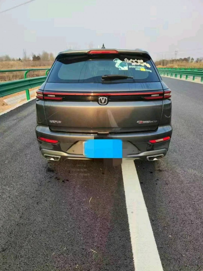 济宁22年长安汽车CS556