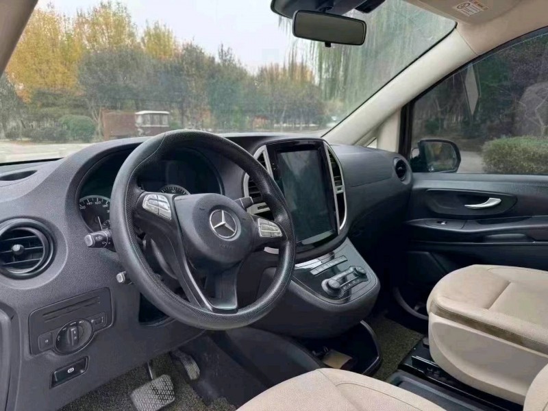 菏泽18年奔驰威霆5