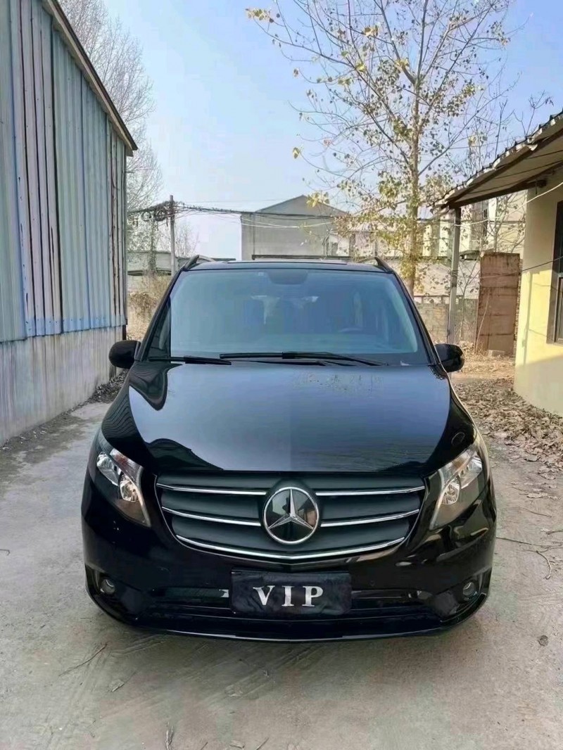 菏泽21年奔驰威霆1