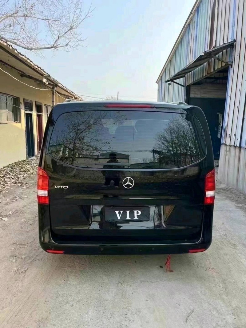 菏泽21年奔驰威霆9