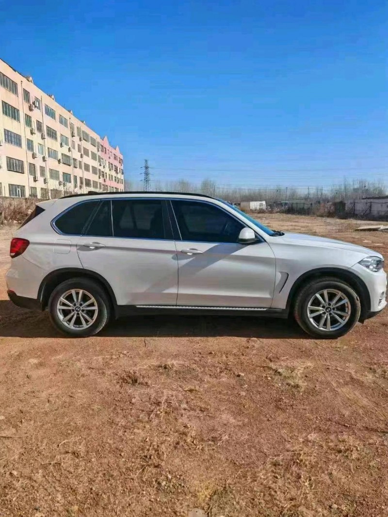 济宁16年宝马X55
