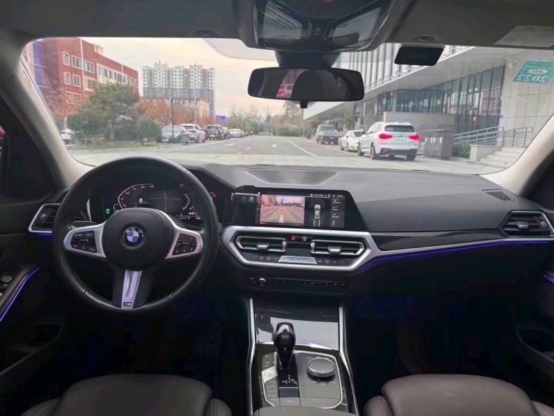 济宁20年宝马3系9