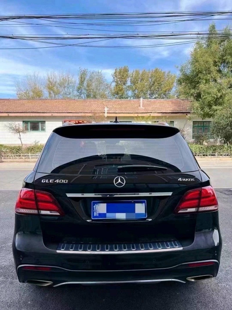 济宁16年奔驰GLE5