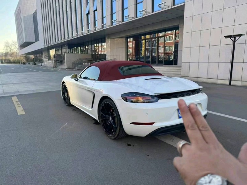 日照16年保时捷7185