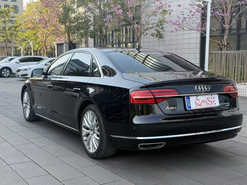 佛山18年奥迪A8L4