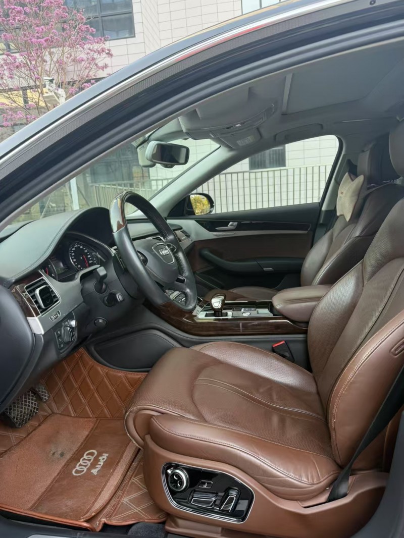 佛山18年奥迪A8L6