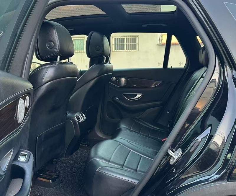 青岛16年奔驰GLC5