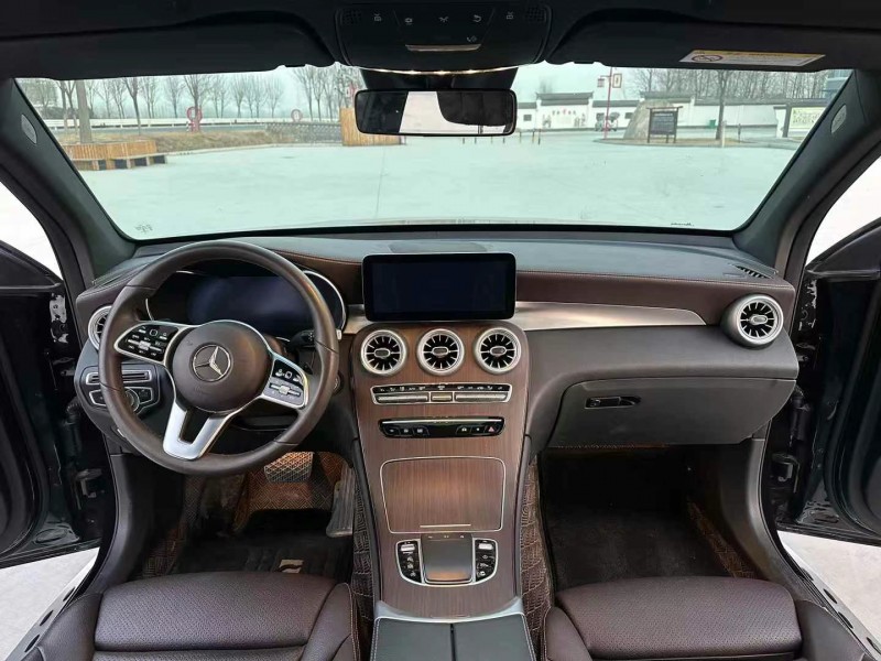 徐州21年奔驰GLC4