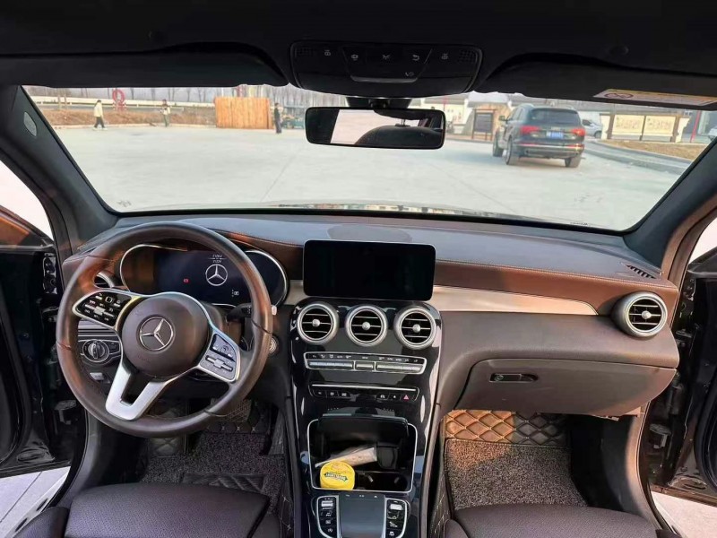 徐州21年奔驰GLC4