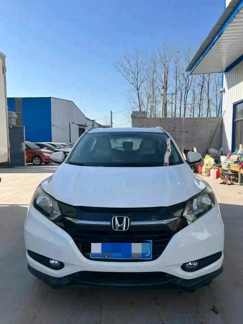 菏泽17年本田缤智1