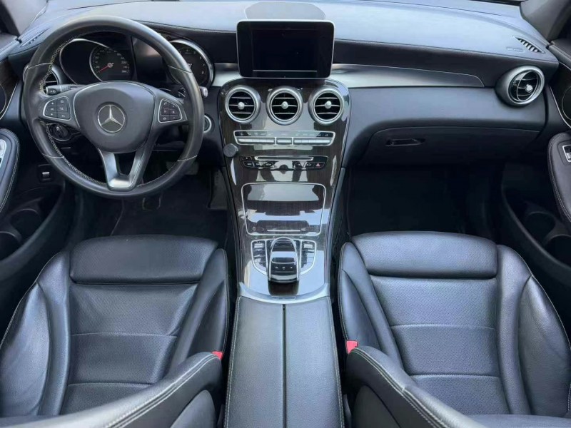 济宁17年奔驰GLC4