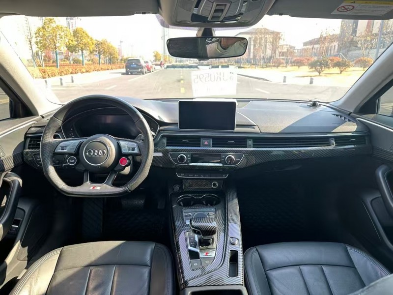 盐城19年奥迪A4L8