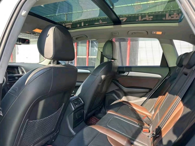 济宁16年奥迪Q55