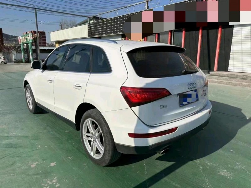 济宁16年奥迪Q56