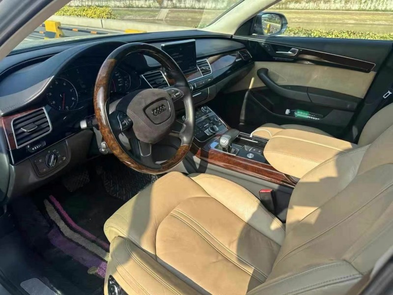 广州11年奥迪A8L4