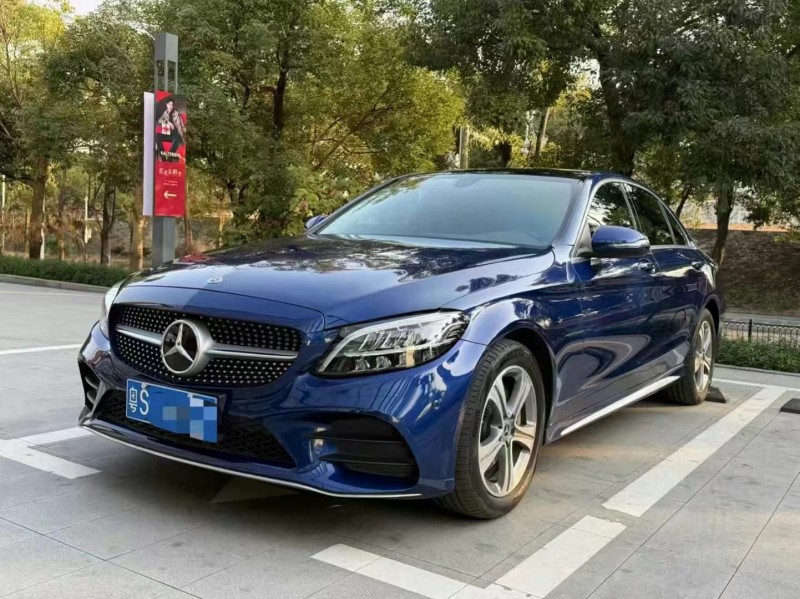 广州21年奔驰C3