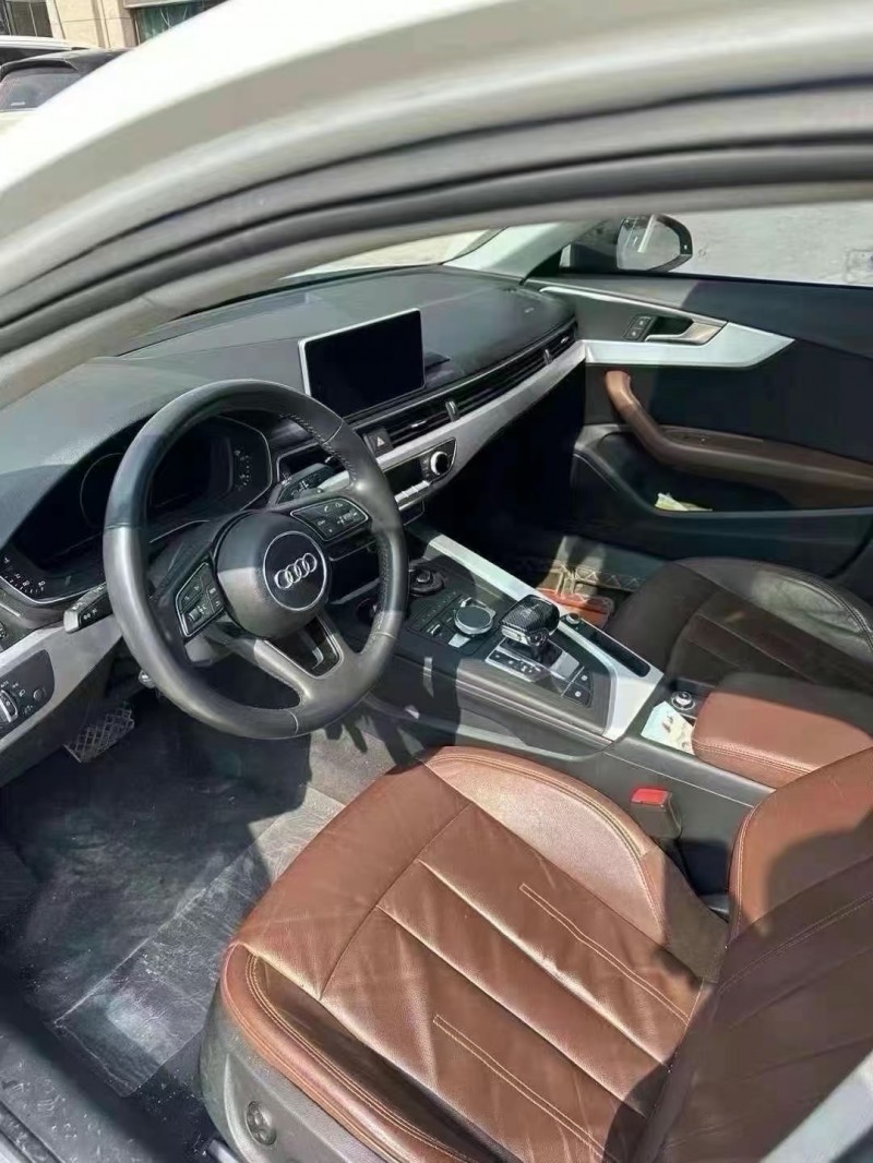 济宁19年奥迪A4L4