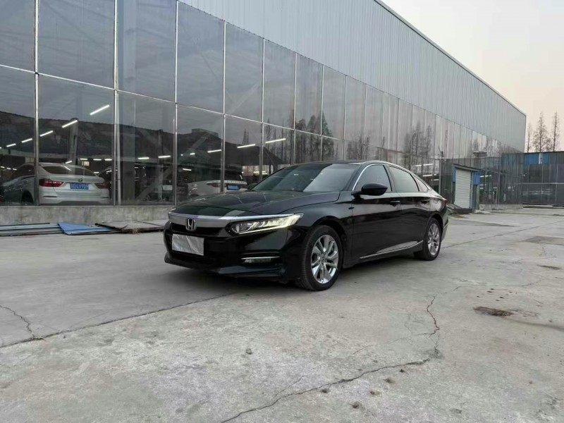 徐州19年本田雅阁2