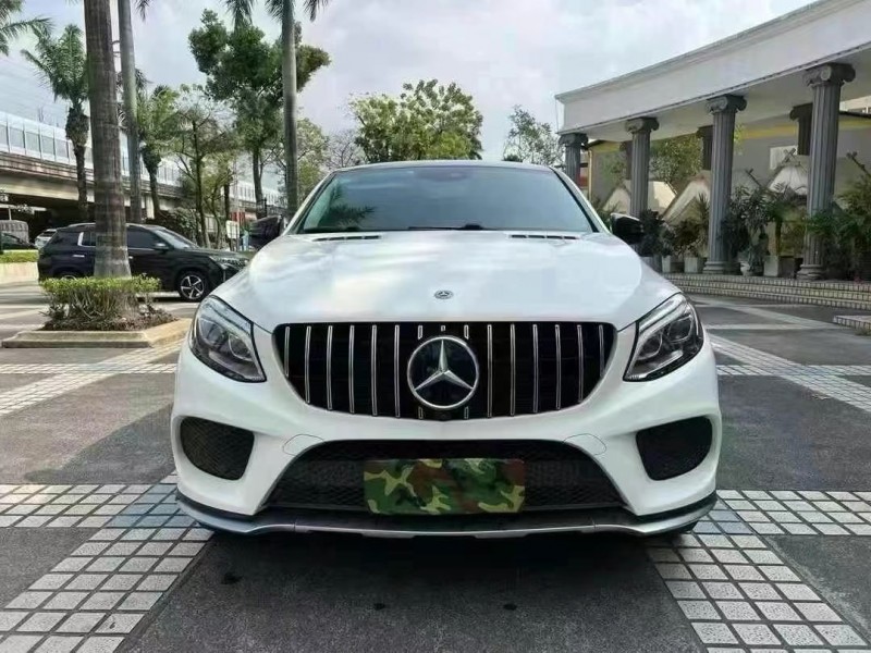 广州17年奔驰GLE1