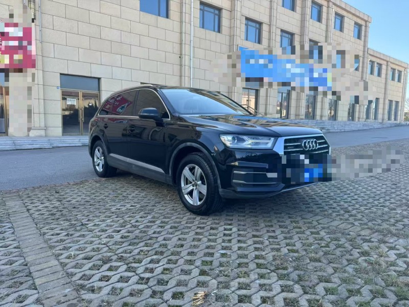 济宁17年奥迪Q72